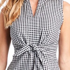 Vineyard Vines Black  and White  Dress with Tie Waist